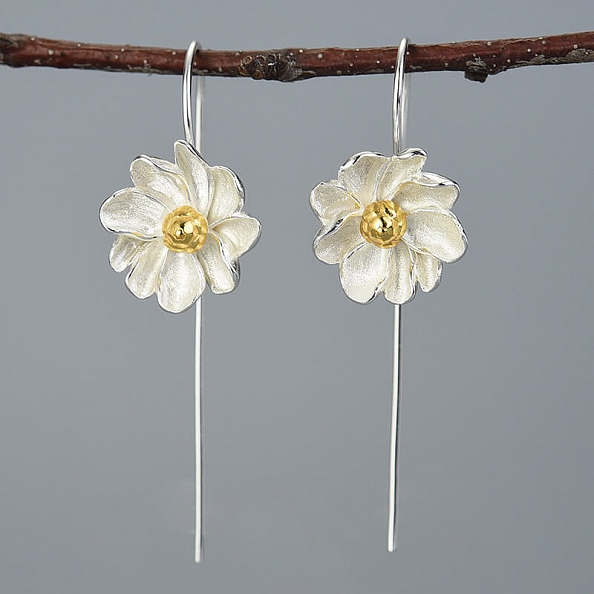Natural Beautiful Jasmine Dangle Earrings PWB452