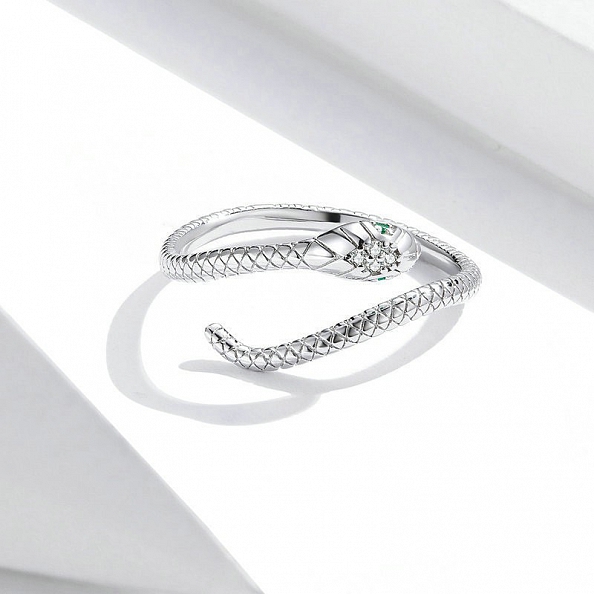 S925 Sterling Silver Cute Snake Ring PWB428