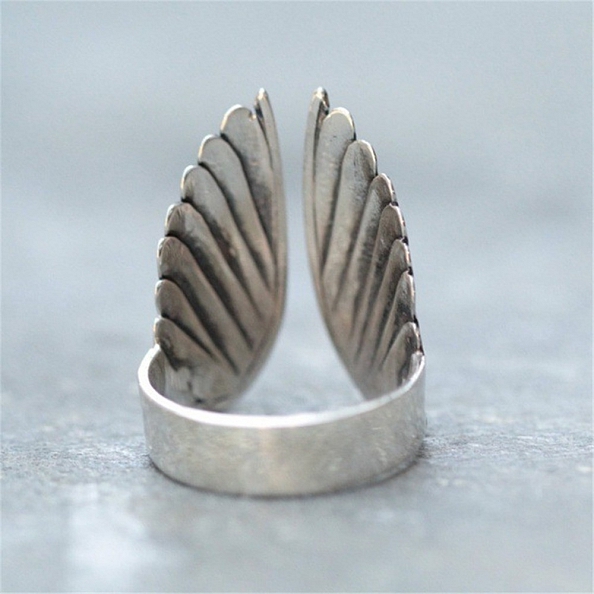 Classic Angle Wing Silver Ring PWB237