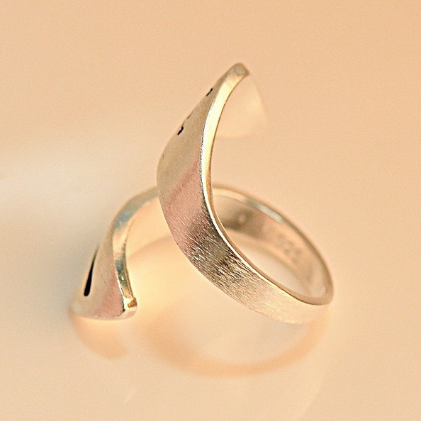 Natural landscape engraved ring PWB219