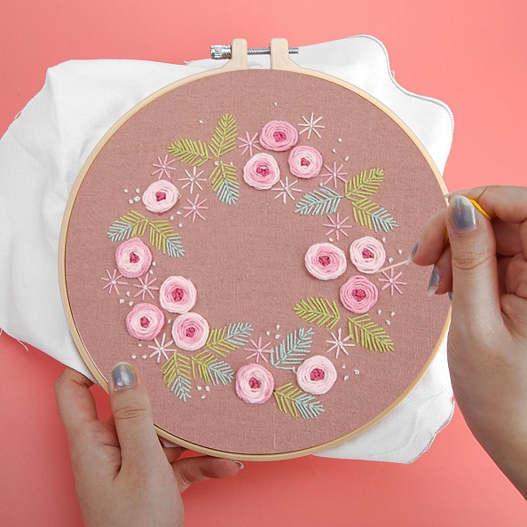 Flowers-Embroidery Kit(25x25cm) PW680