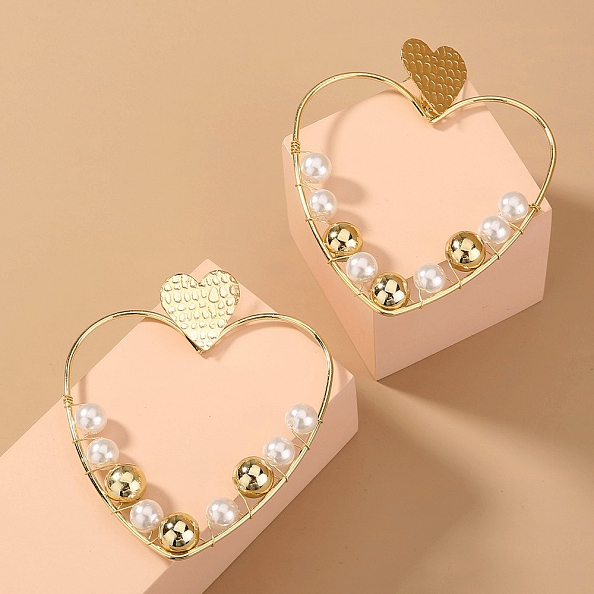 Cute heart shape pearl earrings PWB128