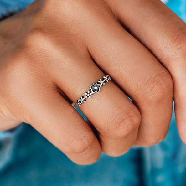 BLOOM WITH GRACE PLUM BLOSSOM RING PWB435