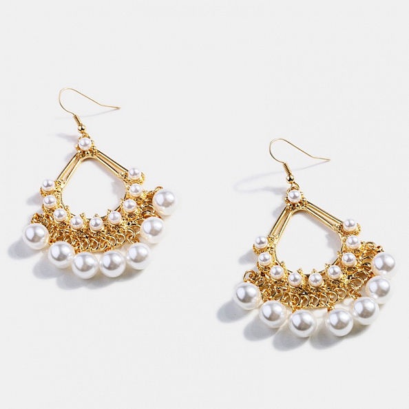 Classic Geometric Pearl Pendant Earrings PWB032