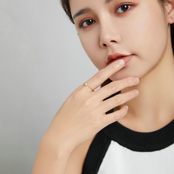 Minimalist Cubic Zircon Ring PWB560