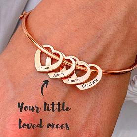 Family Bracelet With Heart Shape Pendants PW823