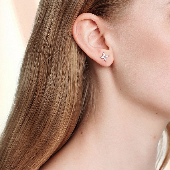 Four - leaf Clover Stud Earrings PWB453