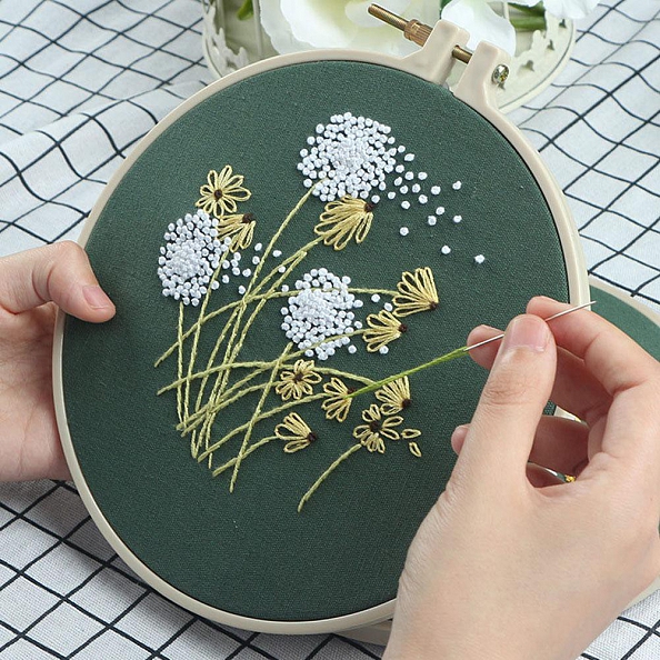 Dandelion-Embroidery Kit(30x30cm) PW671