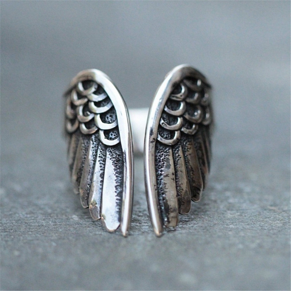 Classic Angle Wing Silver Ring PWB237