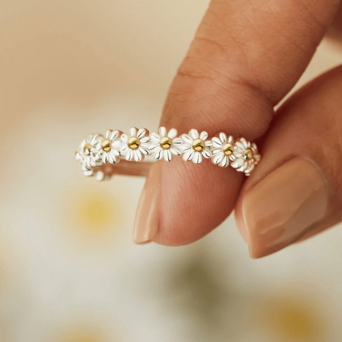 I THINK ABOUT YOU EVERY DAISY RING PWB409