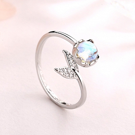 Whale Tail Moonstone Ring PWB285