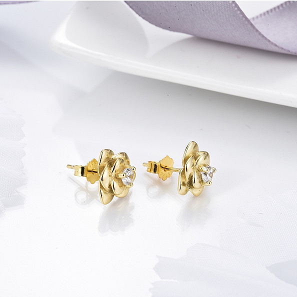 Charming Rose Flower Stud Earrings PWB450