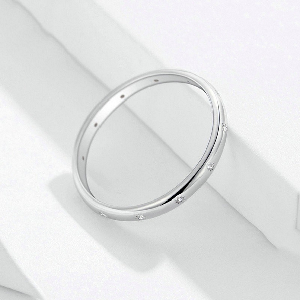 Minimalist Star Engraved Ring PWB448
