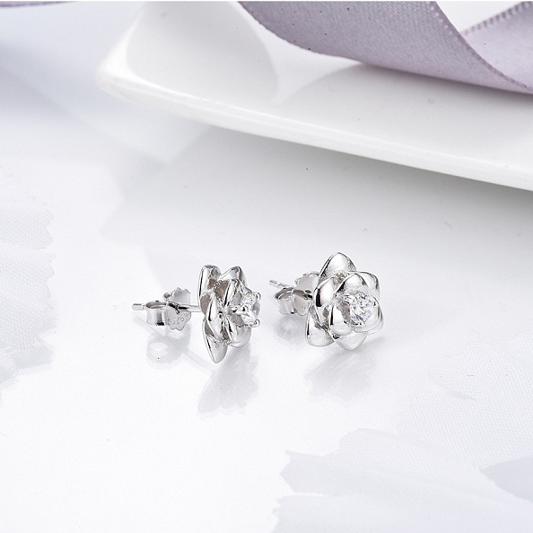 Charming Rose Flower Stud Earrings PWB450