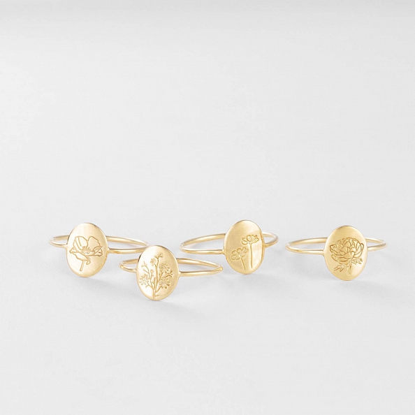 Oval Floral Ring PW842