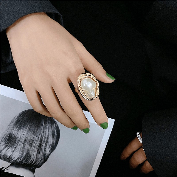 Simple irregular pearl ring PWB147