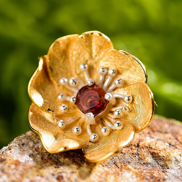 Natural Olivine Flower Stud Earrings PWB388