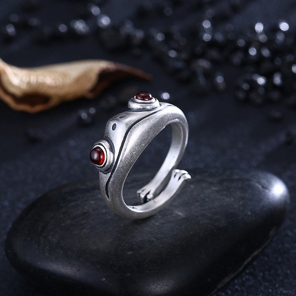 Balmora Silver Frog Ring PWB239