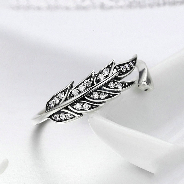 925 Sterling Silver Tree Leaf Ring PWB561
