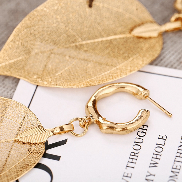 Hollow leaf eardrop PWB071