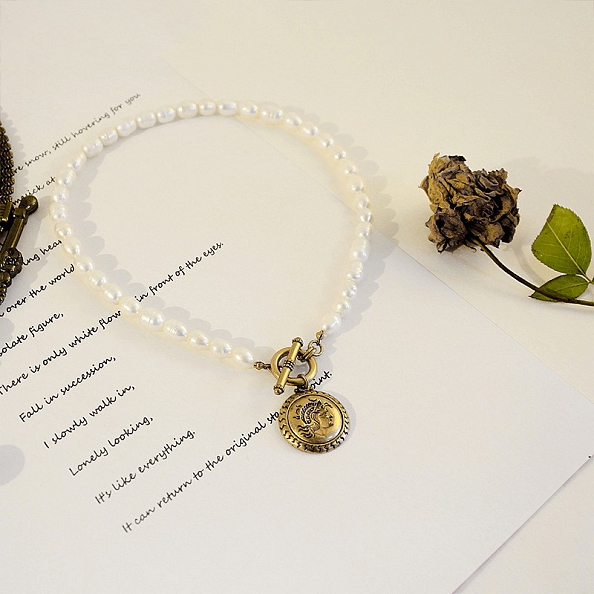 Vintage And Elegant Pearl and Head Portraits Necklace PWB139