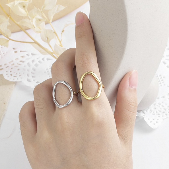 Hollow Ellipse Statement Ring PWB552