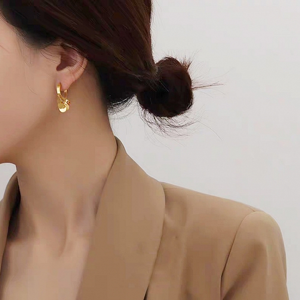 Gold plated huggie earrings PWB082