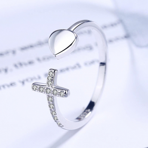 I CAN DO ALL THINGS THROUGH CHRIST WHO STRENGTHENS ME CROSS & HEART RING PWB415