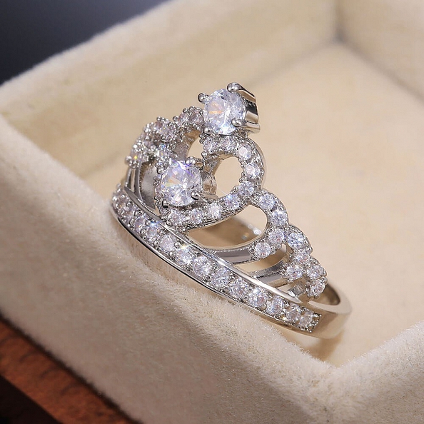 FEAR IS A LIAR Princess Queen Crown Ring PW836