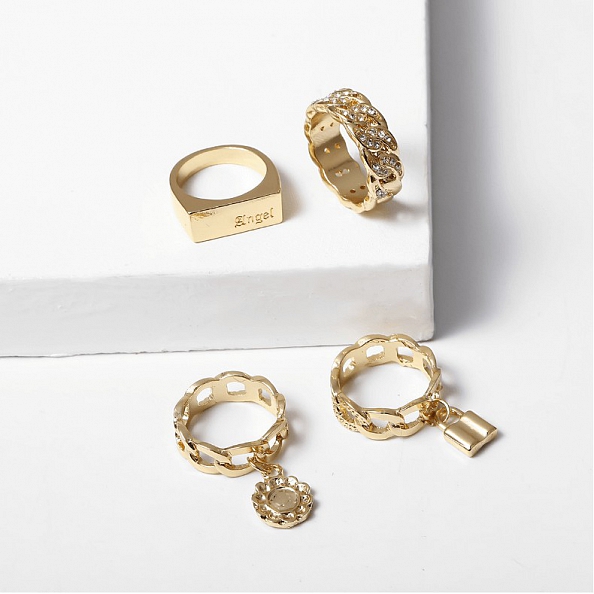 Simple Lock Flower Ring Set PW925