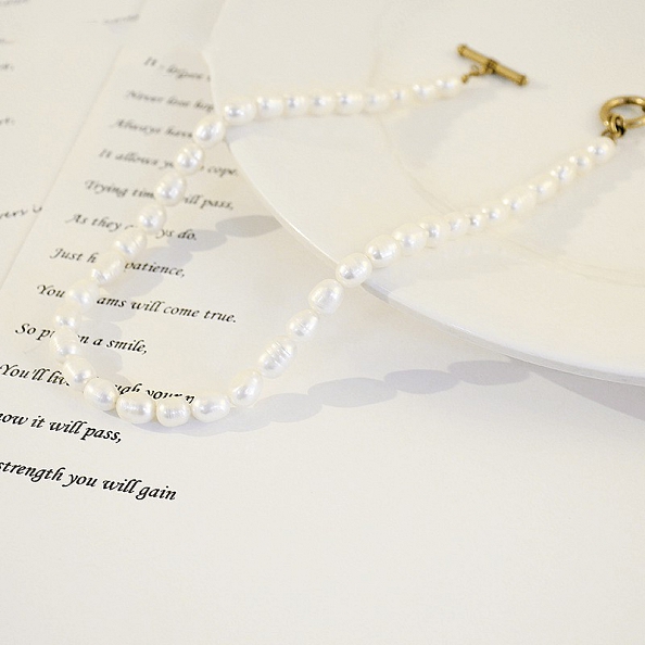 Vintage And Elegant Pearl and Head Portraits Necklace PWB139