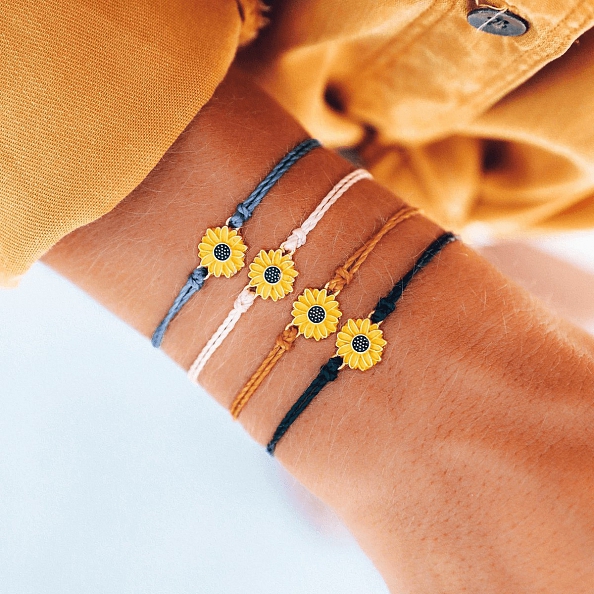 SUNFLOWER CHARM PW979