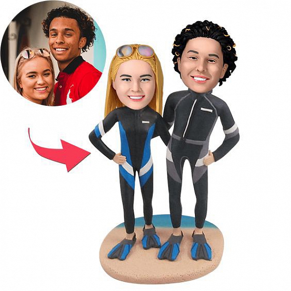 Diving Couple On The Beach Custom Bobblehead PW139