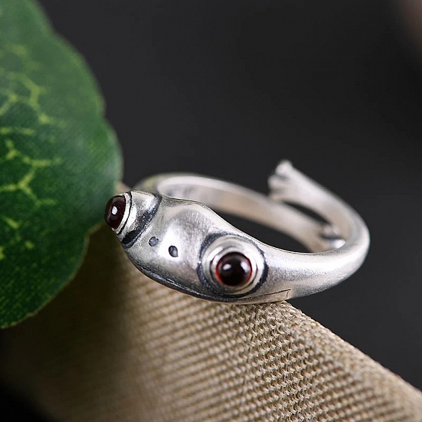 Balmora Silver Frog Ring PWB239