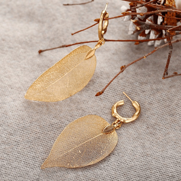 Hollow leaf eardrop PWB071