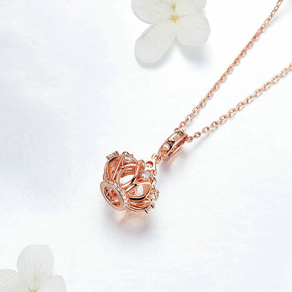 Shiny Crown Pendant Necklace PWB530