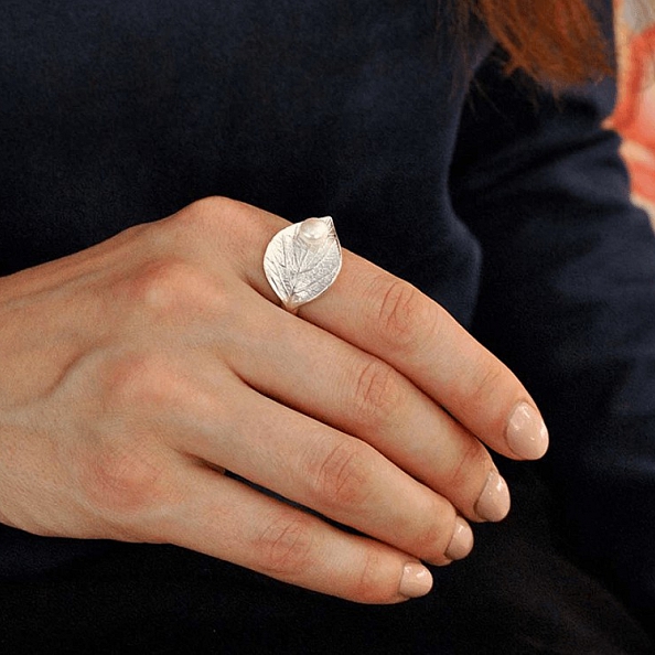Peal Leaf Ring PWB249