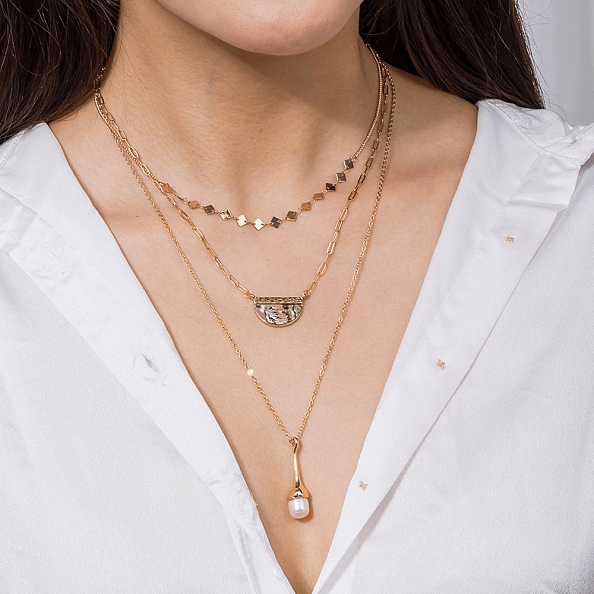 Multi-Layer Abalone Shell Pendant Necklace PW935