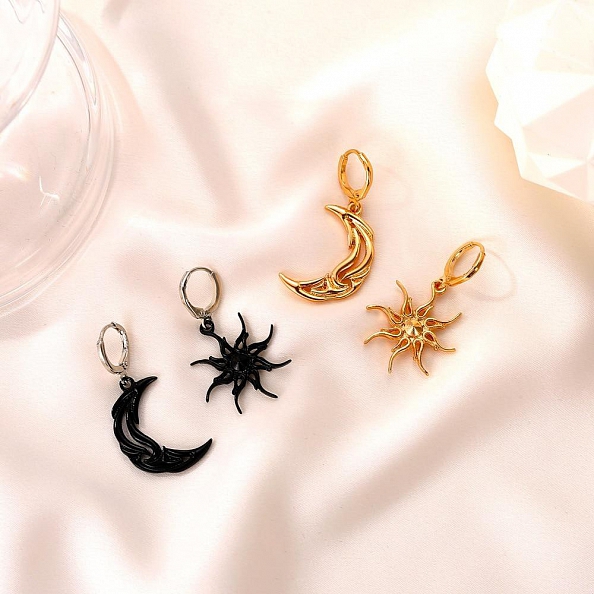 Hollow Sun & Moon Earrings PWB495
