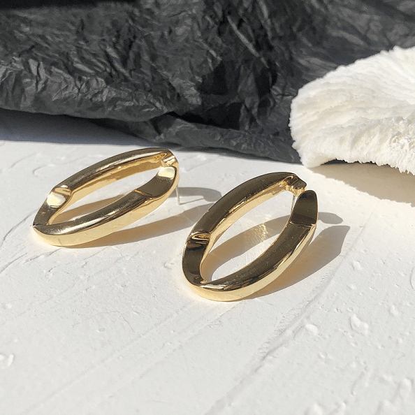 U-shape Retro Metal Hoop Earrings PWB075