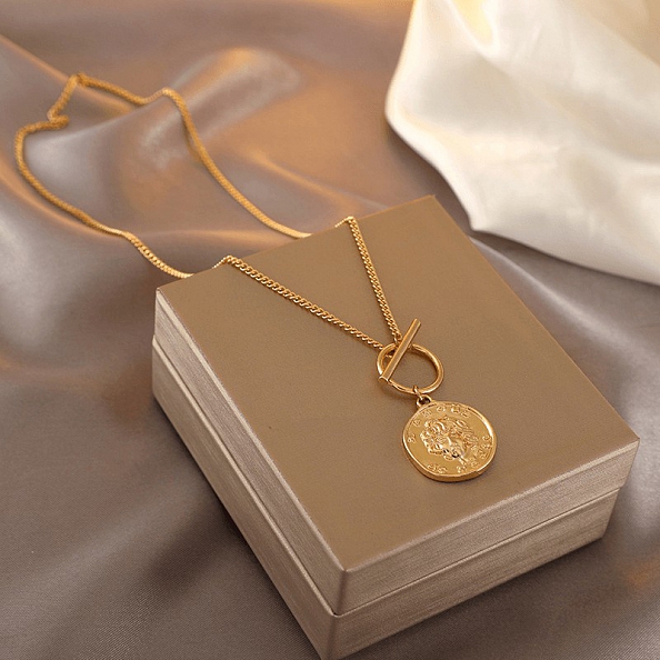 Vintage Coin Necklace PW984