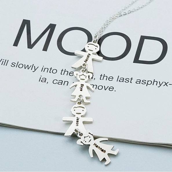 Vertical Mother’s Necklace With Kids PW831